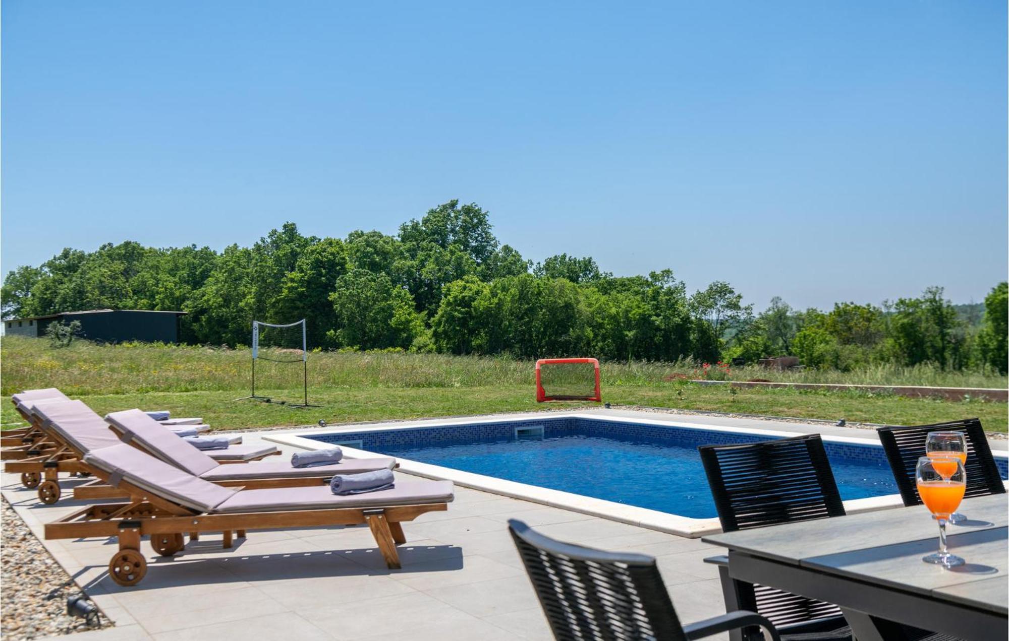 Stunning Home In Barban With Wifi المظهر الخارجي الصورة